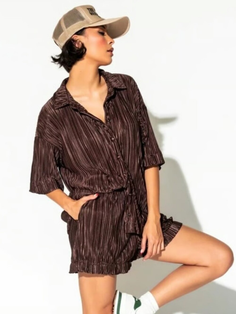 NWT - Dresses In LALA Plisse Mocha Short Set (S) - Picture 2 of 9